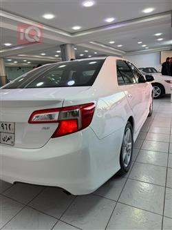 تۆیۆتا کامری